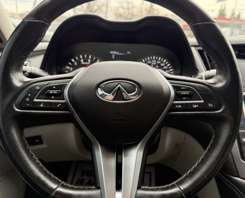 Infiniti Q50 Автокредит* , снимка 11 - Автомобили и джипове - 52749402