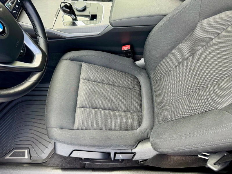 BMW 320 D X-Drive MyldHybrid, снимка 11 - Автомобили и джипове - 53131820