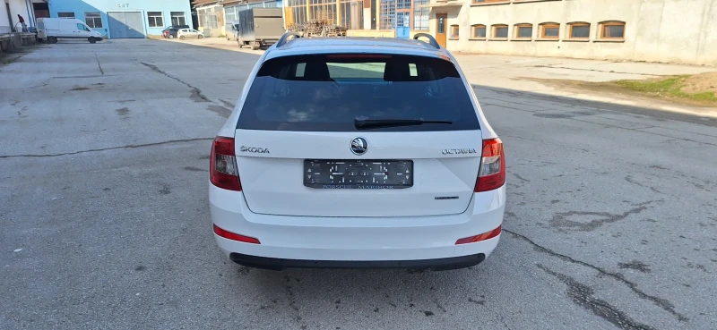 Skoda Octavia 1.6tdi, снимка 5 - Автомобили и джипове - 53448835