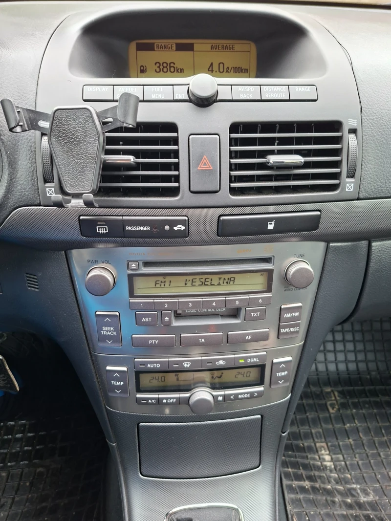 Toyota Avensis, снимка 7 - Автомобили и джипове - 53485557