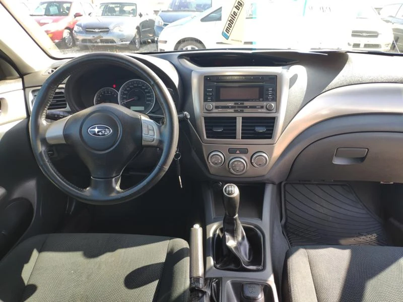 Subaru Impreza 1.5I, снимка 11 - Автомобили и джипове - 32528165