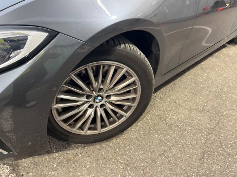 BMW 330 Luxury LED Head-Up Navi, снимка 5 - Автомобили и джипове - 56071562