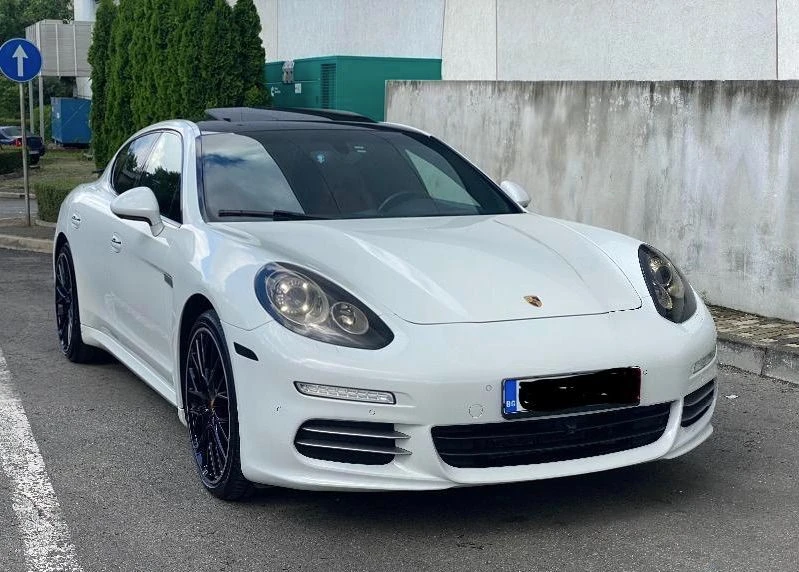 Porsche Panamera PLATINUM EDITION