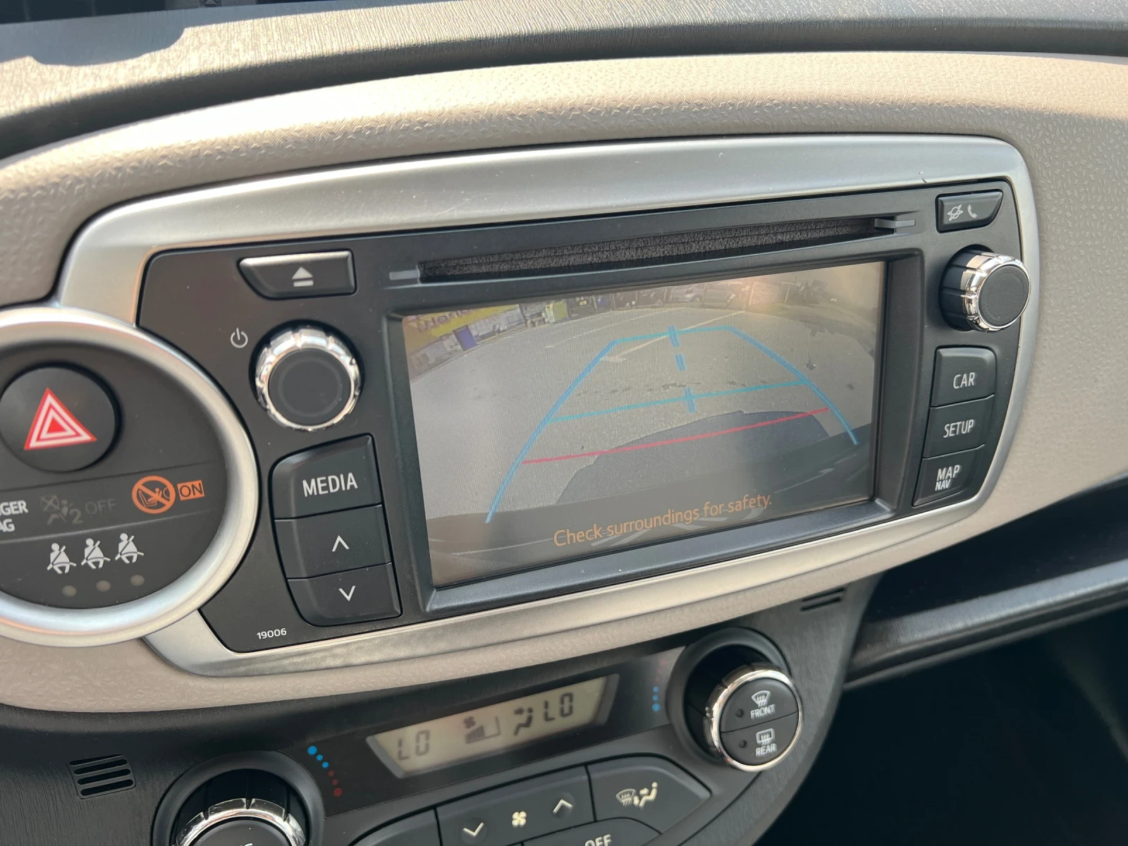 Toyota Yaris 1.4D4D Камера NAVI | Mobile.bg — изображение 11