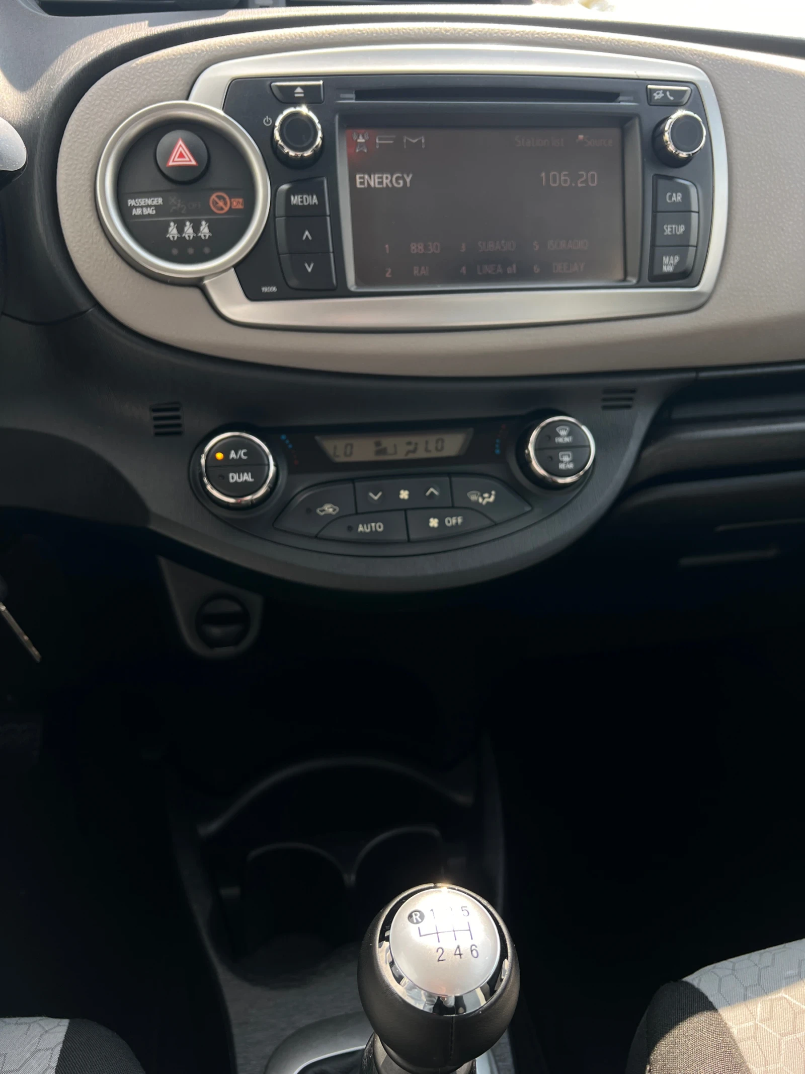 Toyota Yaris 1.4D4D Камера NAVI | Mobile.bg — изображение 12