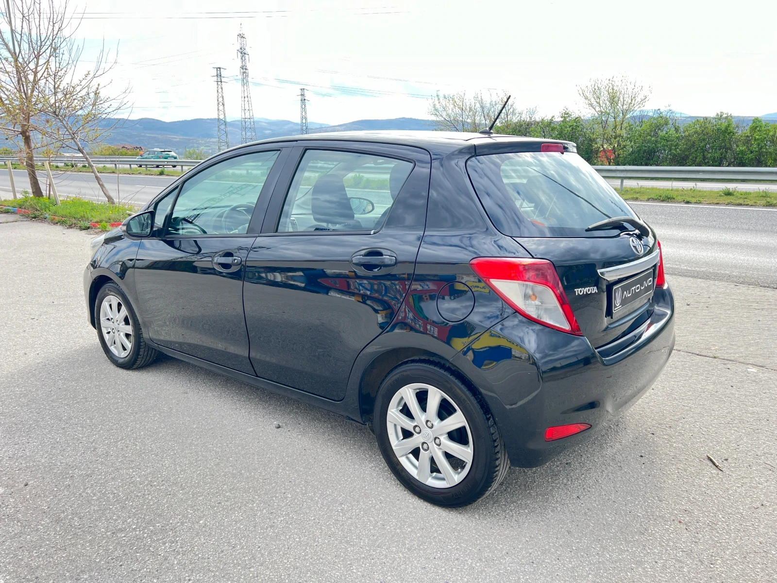 Toyota Yaris 1.4D4D Камера NAVI - изображение 4