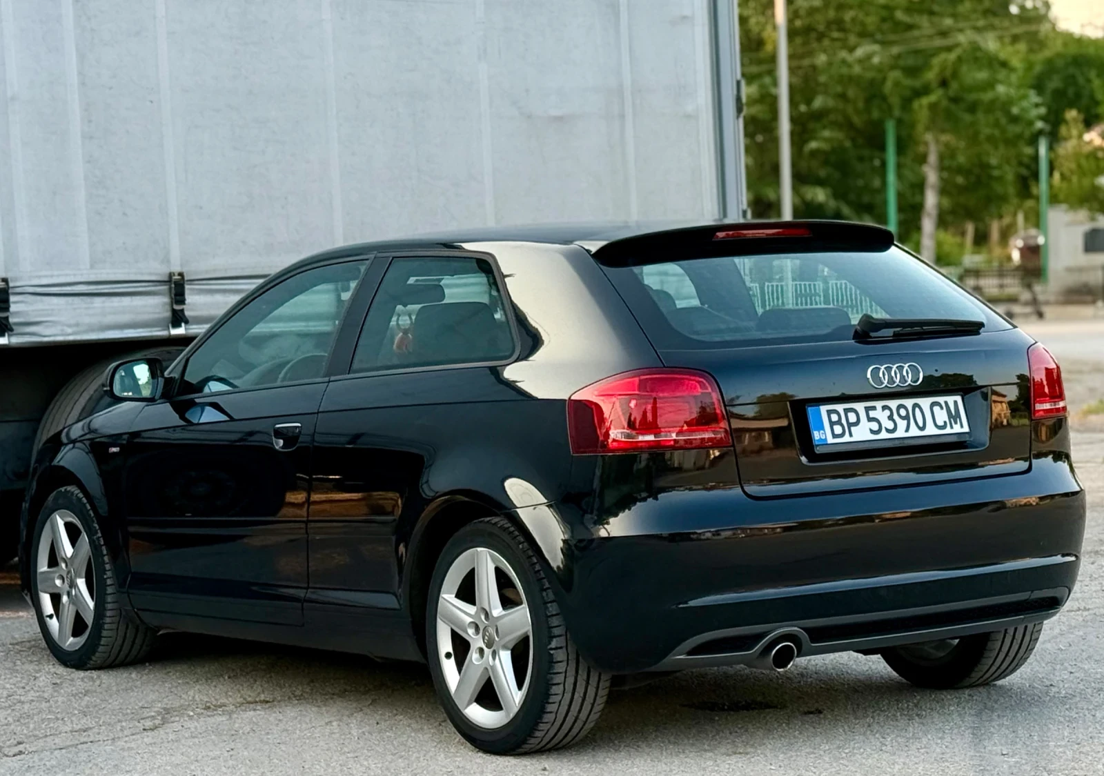 Audi A3 3xS-line* KLIMATRONIK* TOP - изображение 5