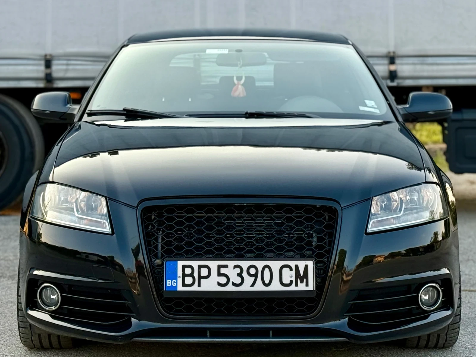 Audi A3 3xS-line* KLIMATRONIK* TOP - изображение 2