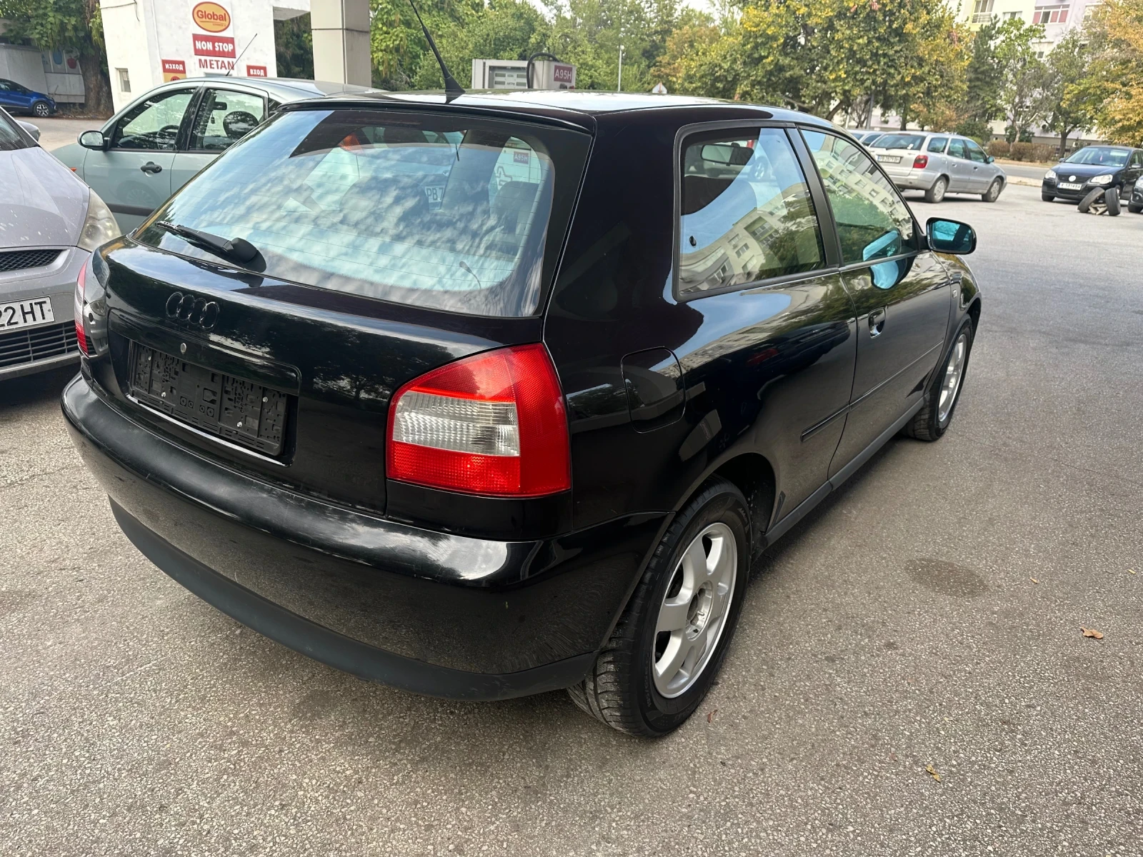 Audi A3 1.6i 101к.с. - изображение 2
