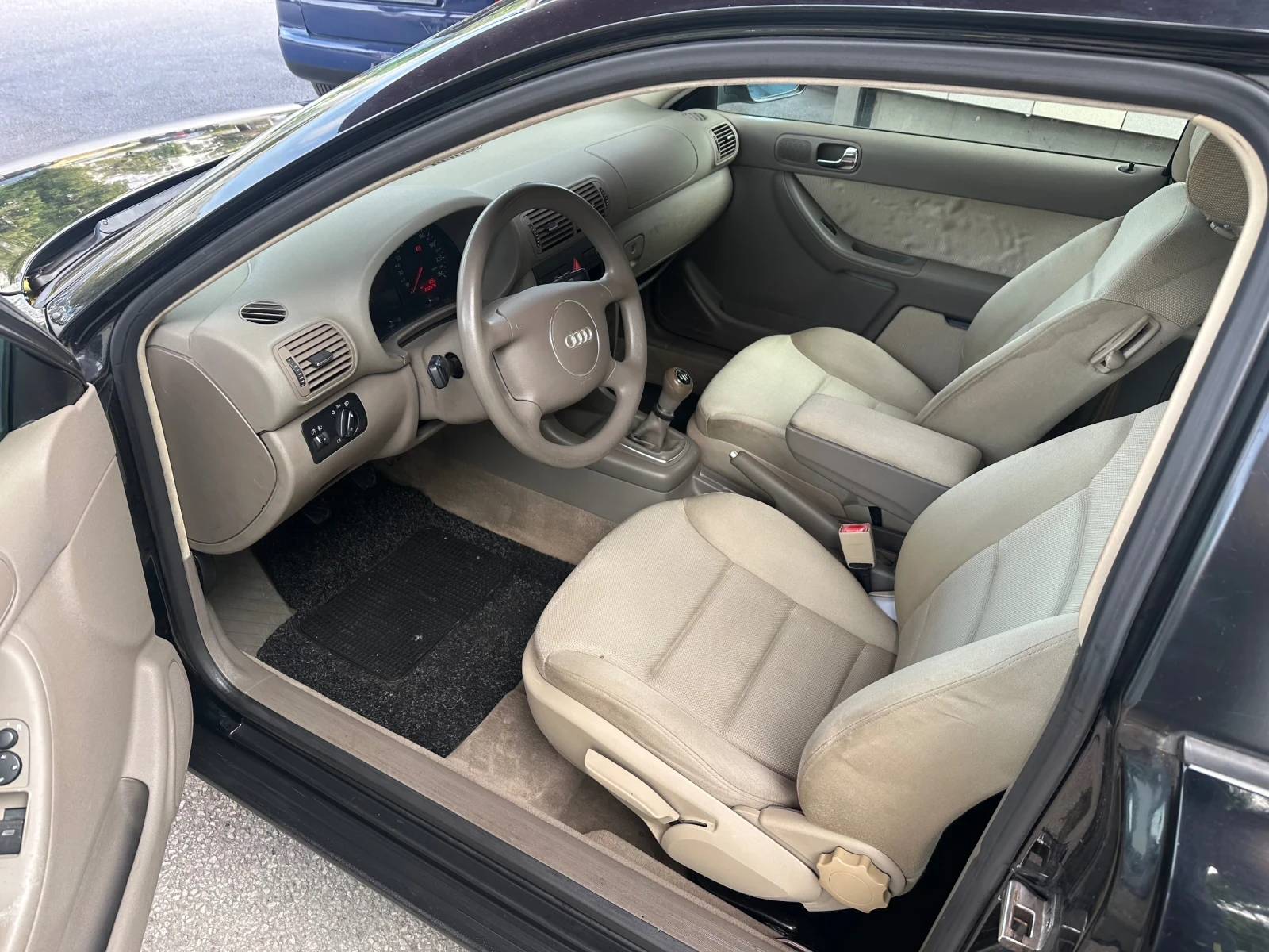 Audi A3 1.6i 101к.с. - изображение 4
