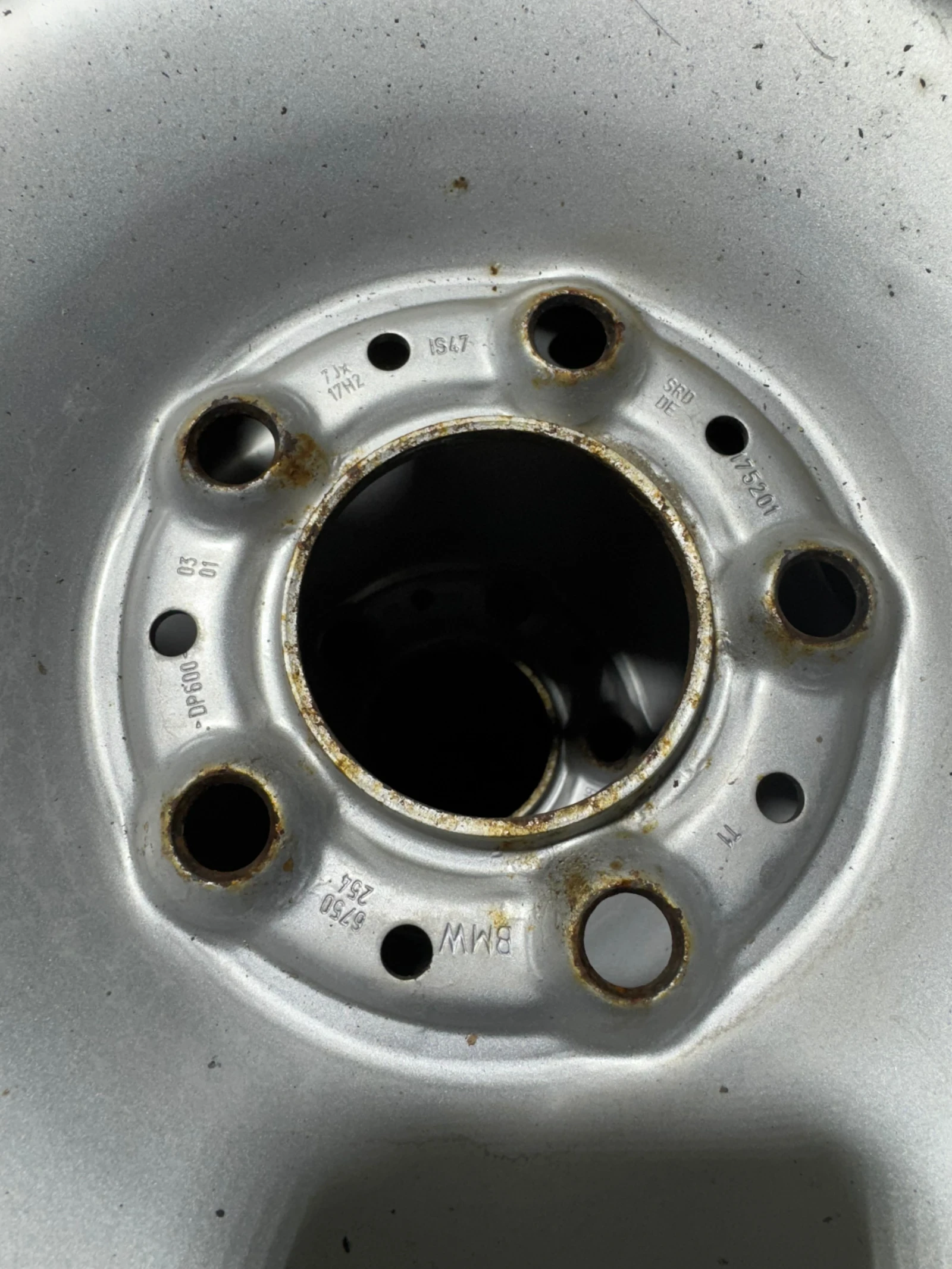 BMW 320  - изображение 4