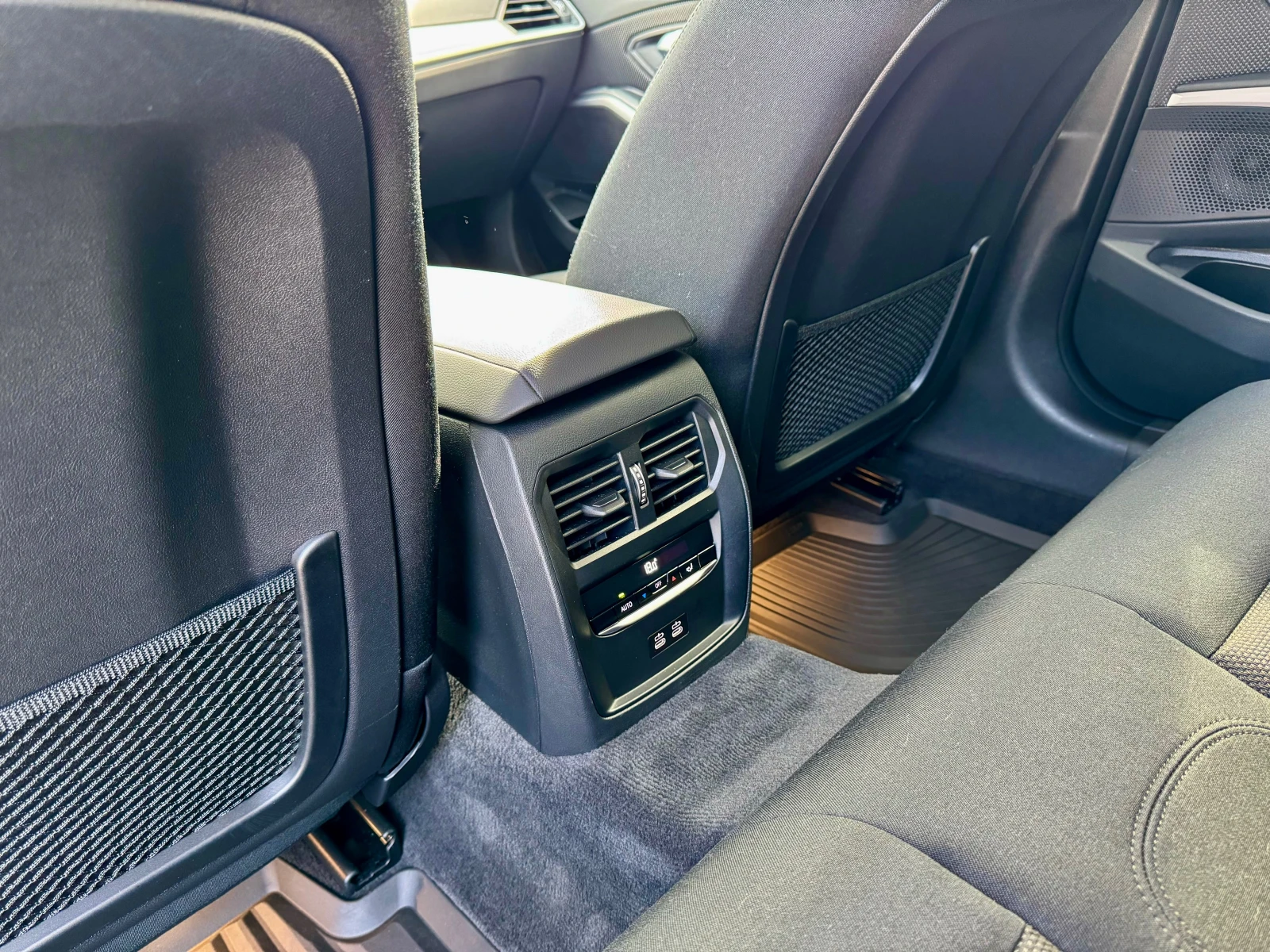 BMW 320 D X-Drive MyldHybrid | Mobile.bg � ����������� 13