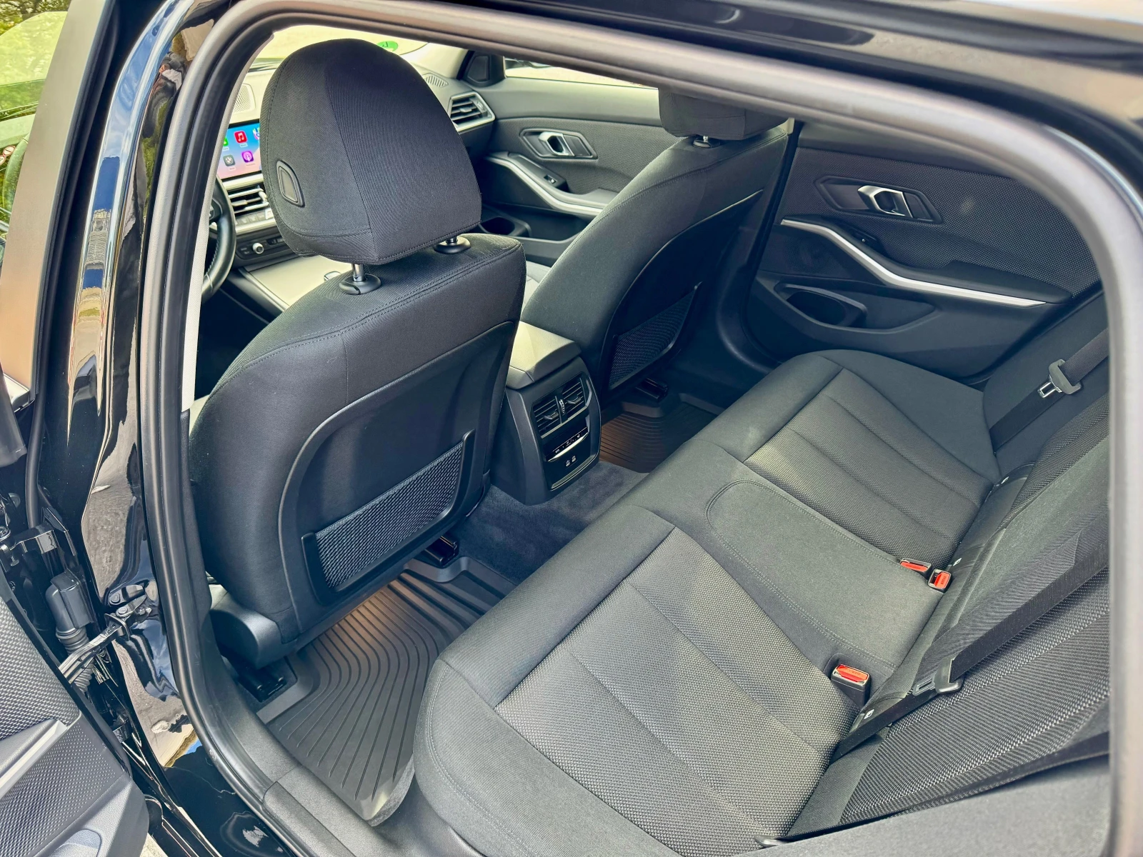 BMW 320 D X-Drive MyldHybrid | Mobile.bg � ����������� 12