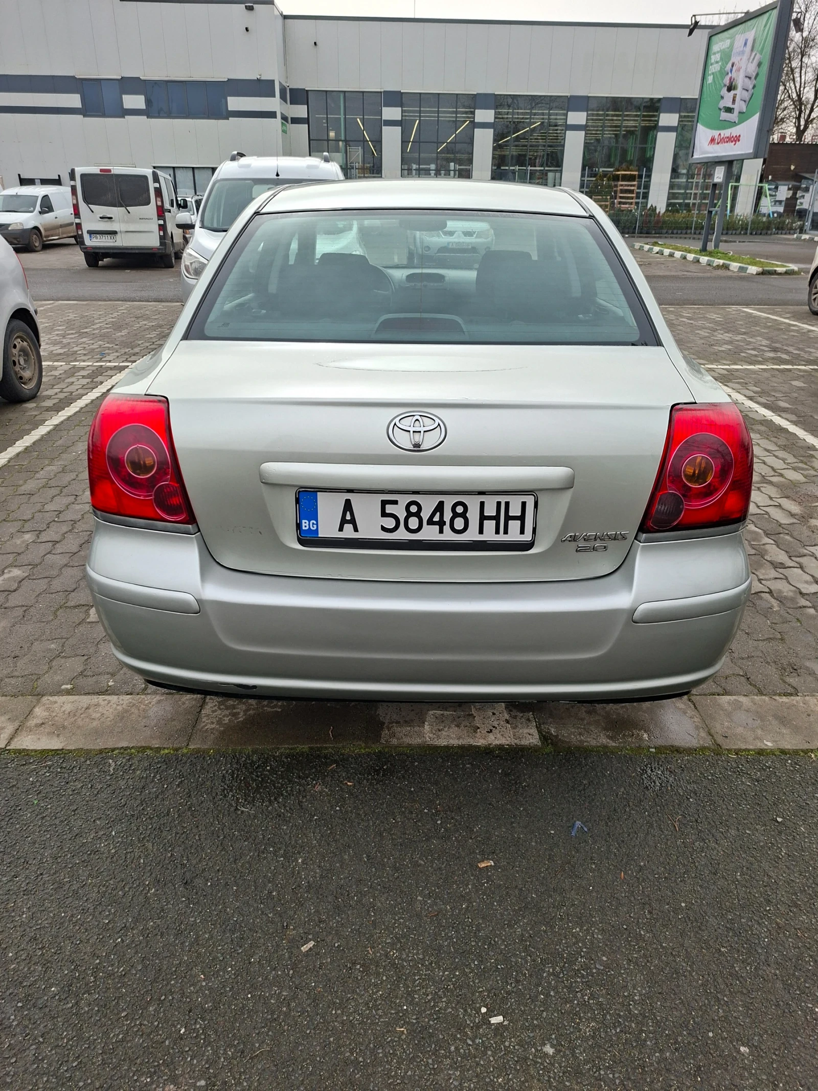 Toyota Avensis  - изображение 2