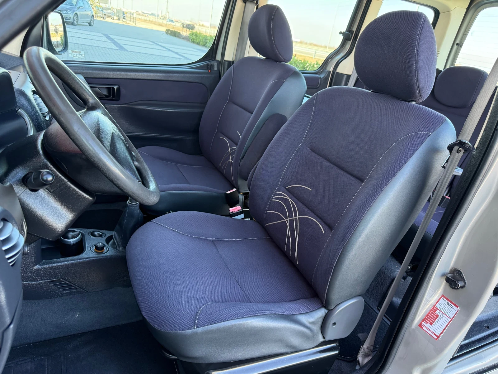 Citroen Berlingo 1.6 HDI / ITALY / CLIMATC / 260 000km  | Mobile.bg � ����������� 9