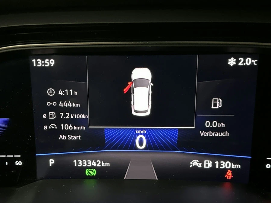 VW Taigo 1.0 TSI R-Line/IQ.Light/Keyless/Navi/История , снимка 10 - Автомобили и джипове - 53877991