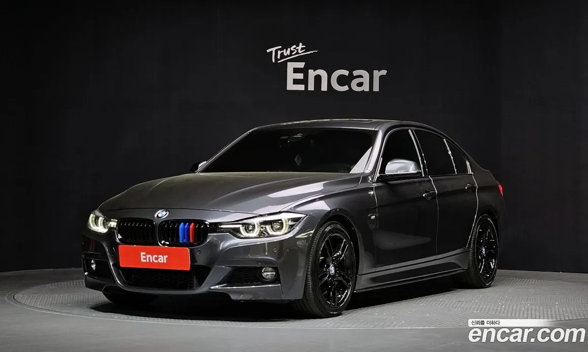 BMW 330 M ПАКЕТ| SHADOW LINE | HEAD-UP | LINE ASSIST