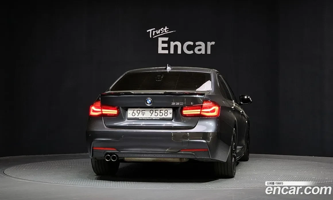 BMW 330 M ПАКЕТ| SHADOW LINE | HEAD-UP | LINE ASSIST, снимка 4 - Автомобили и джипове - 54360199