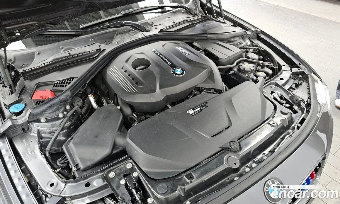 BMW 330 M ПАКЕТ| SHADOW LINE | HEAD-UP | LINE ASSIST, снимка 6 - Автомобили и джипове - 54360199