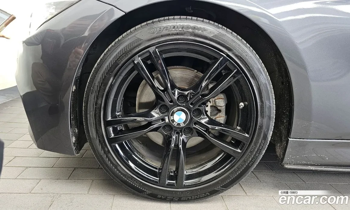 BMW 330 M ПАКЕТ| SHADOW LINE | HEAD-UP | LINE ASSIST, снимка 5 - Автомобили и джипове - 54360199