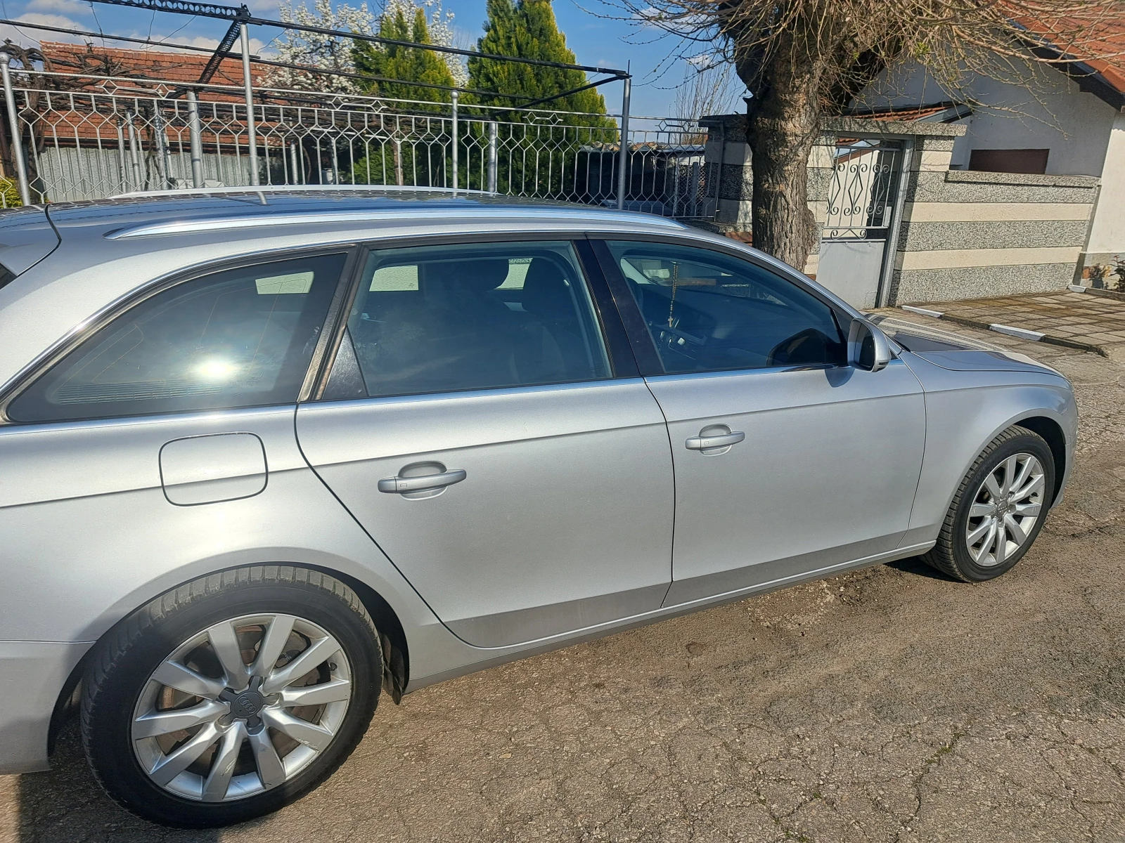 Audi A4, снимка 2 - Автомобили и джипове - 55627642