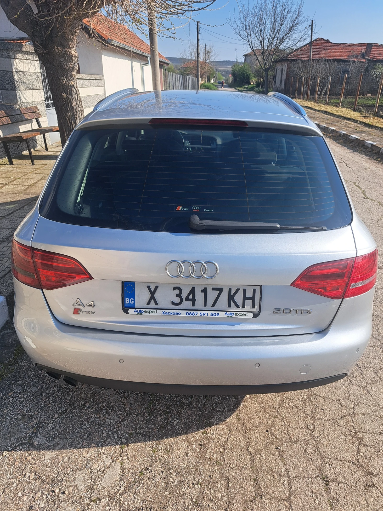 Audi A4, снимка 3 - Автомобили и джипове - 55627642