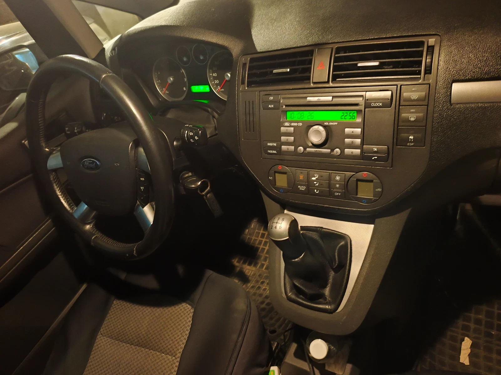 Ford C-max 1.6i, снимка 3 - Автомобили и джипове - 55632530