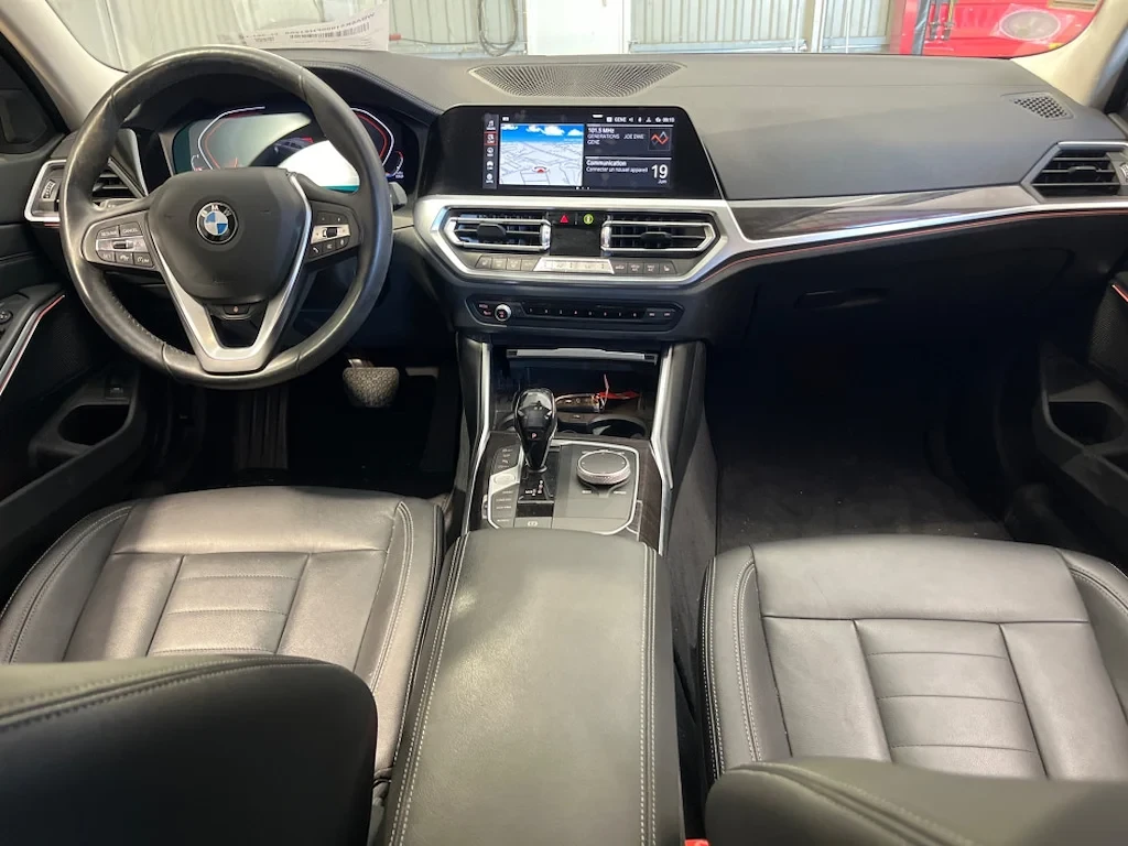 BMW 330 Luxury LED Head-Up Navi, снимка 9 - Автомобили и джипове - 56071562