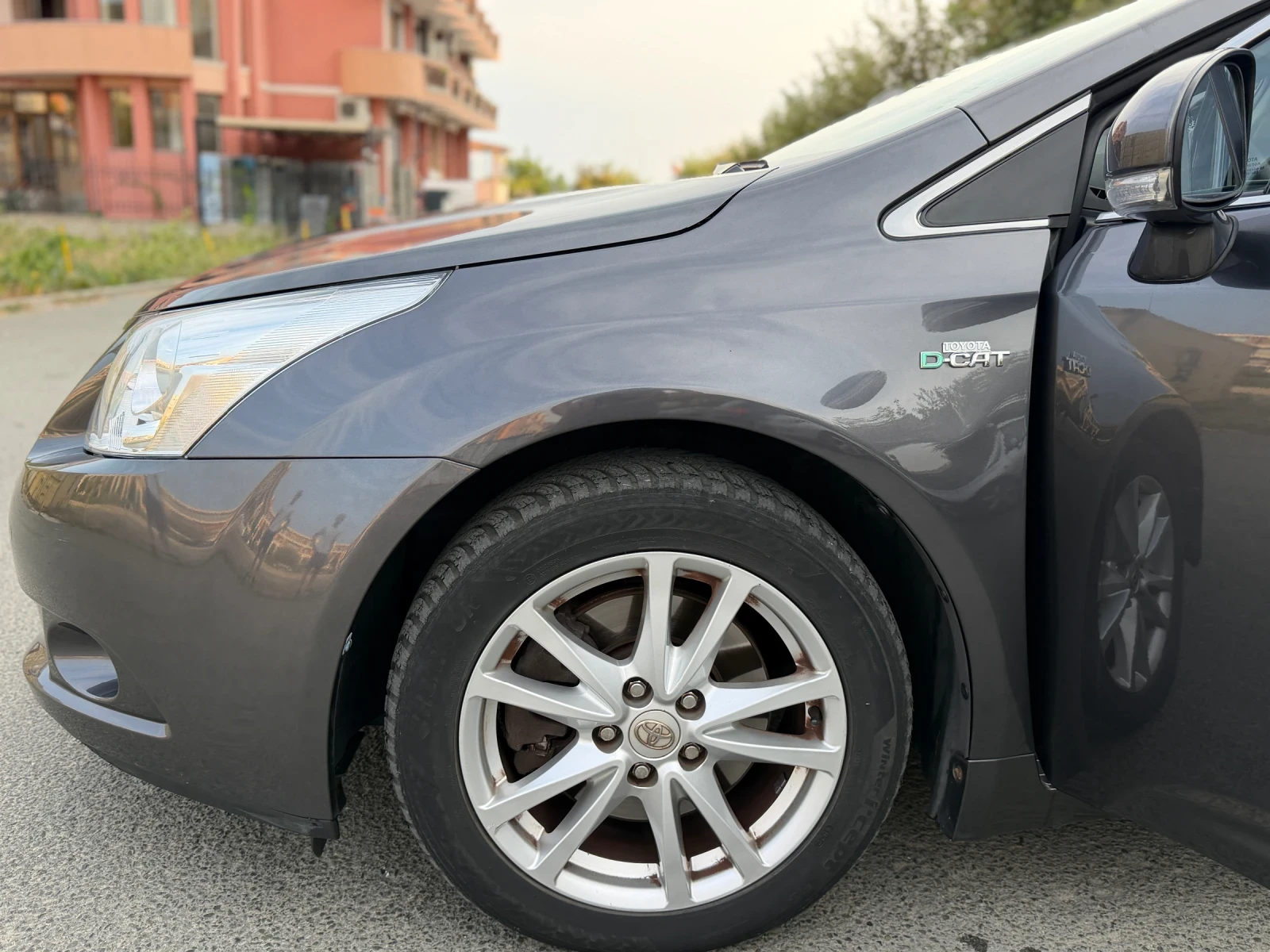 Toyota Avensis, снимка 15 - Автомобили и джипове - 56138439