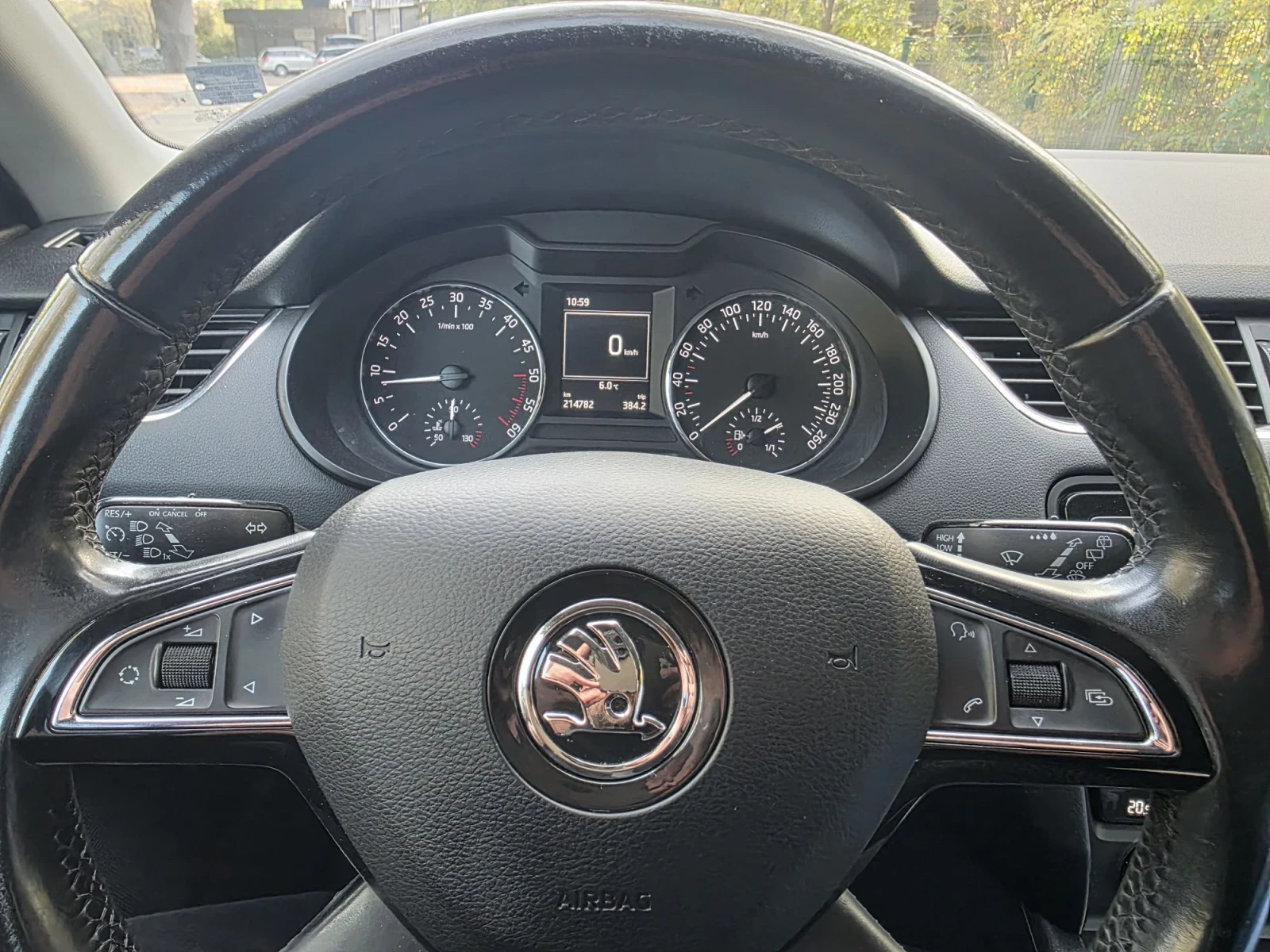 Skoda Octavia Първи собственик от Euratec, снимка 11 - Автомобили и джипове - 56636818
