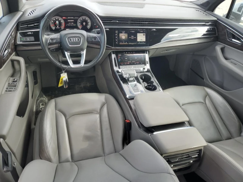 Audi Q7, снимка 8 - Автомобили и джипове - 48815269