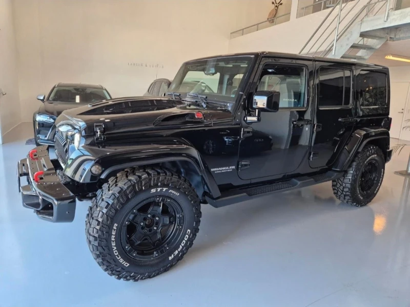 Jeep Wrangler Unlimited Sahara , снимка 2 - Автомобили и джипове - 52681496