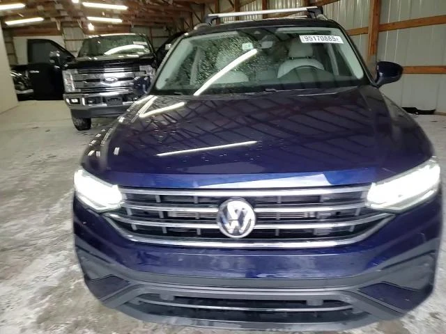 VW Tiguan 2.0L 4 Front-wheel Drive | Auto.bg — изображение 1
