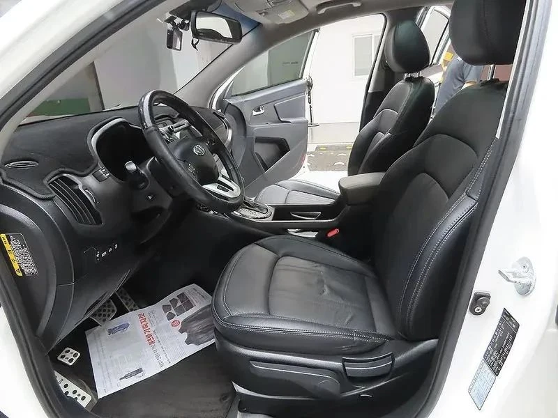 Kia Sportage, снимка 13 - Автомобили и джипове - 56687978