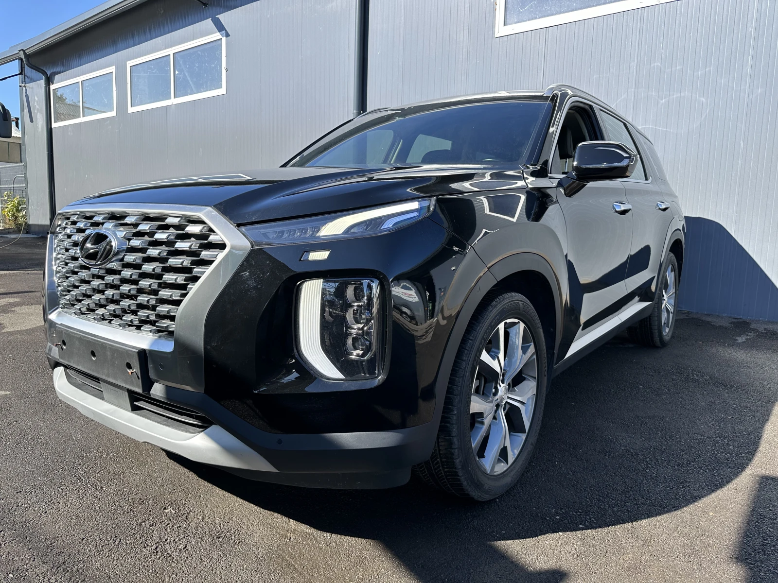 Hyundai Palisade НОВ ВНОС ОТ КОРЕЯ / ОРИГИНАЛЕН ПРОБЕГ / СТРАХОТЕН - изображение 3