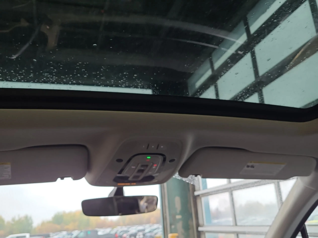 Audi Q7 * АВТО КРЕДИТ* ЦЕНА ДО БГ * СЕРВИЗНА ИСТОРИЯ *  - изображение 9