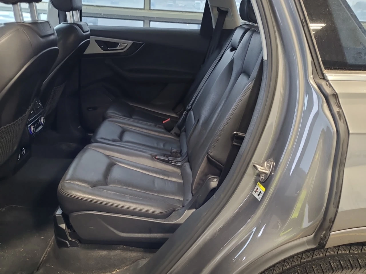 Audi Q7 *  *    *   *  | Mobile.bg   11