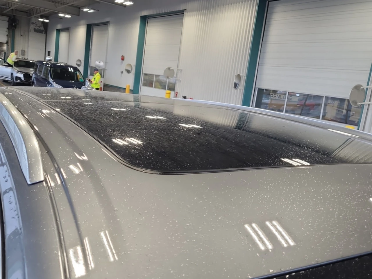 Audi Q7 * АВТО КРЕДИТ* ЦЕНА ДО БГ * СЕРВИЗНА ИСТОРИЯ *  - изображение 5