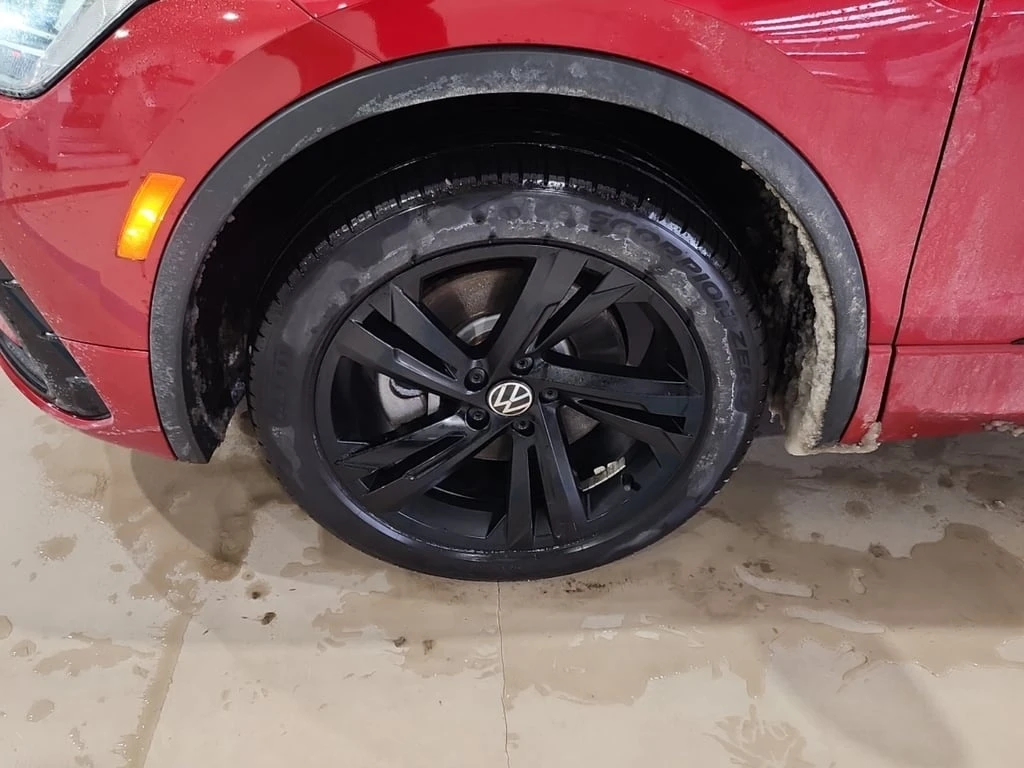 VW Tiguan * COMFORTLINE R LINE BLACK EDITION * CARFAX * БЕЗ  - изображение 6