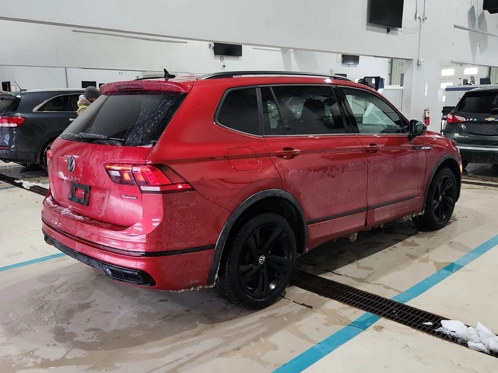 VW Tiguan * COMFORTLINE R LINE BLACK EDITION * CARFAX * БЕЗ  - изображение 3