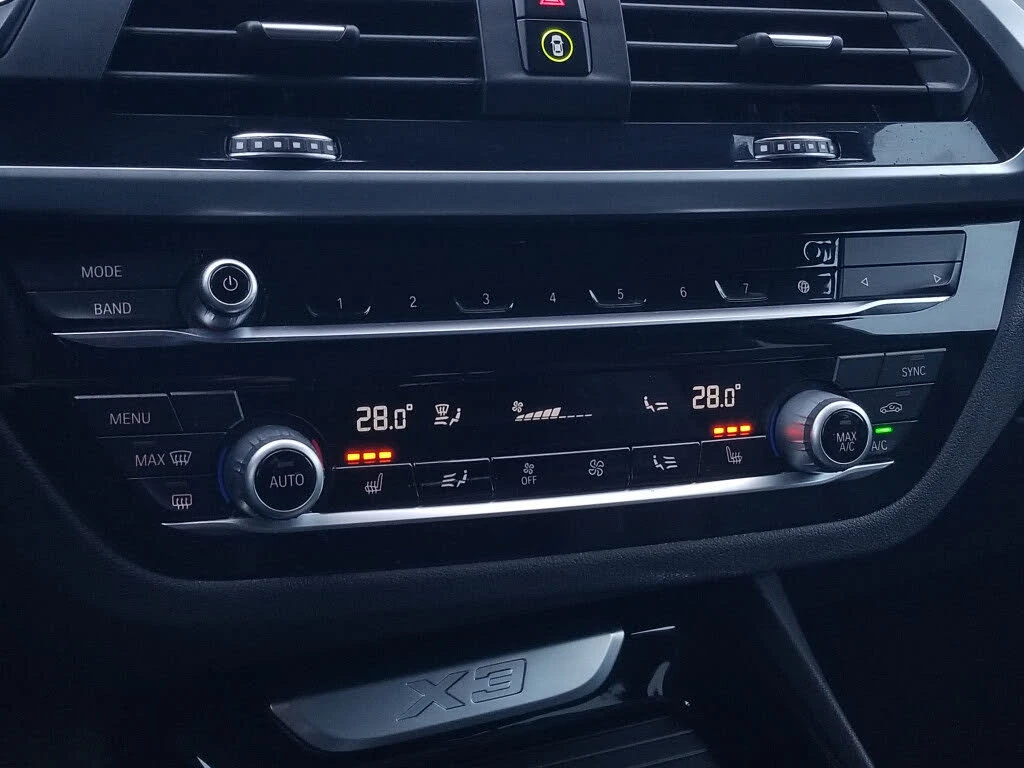 BMW X3 xDrive30i* AWD* АвтоКредит* (ЦЕНА ДО БГ) - изображение 8