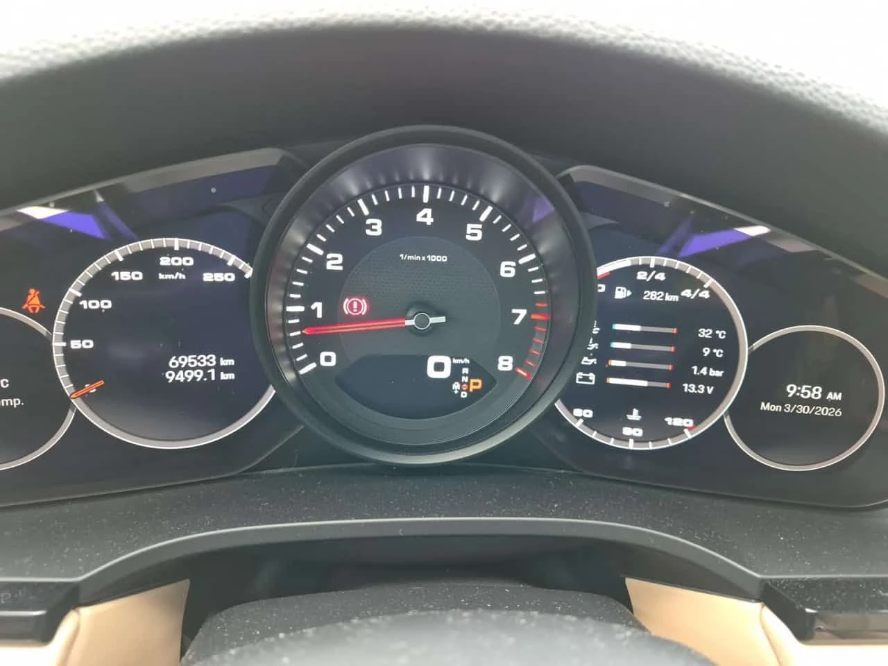 Porsche Cayenne * PLATINUM EDITION * CARFAX * Без инциденти * , снимка 6 - Автомобили и джипове - 54038674