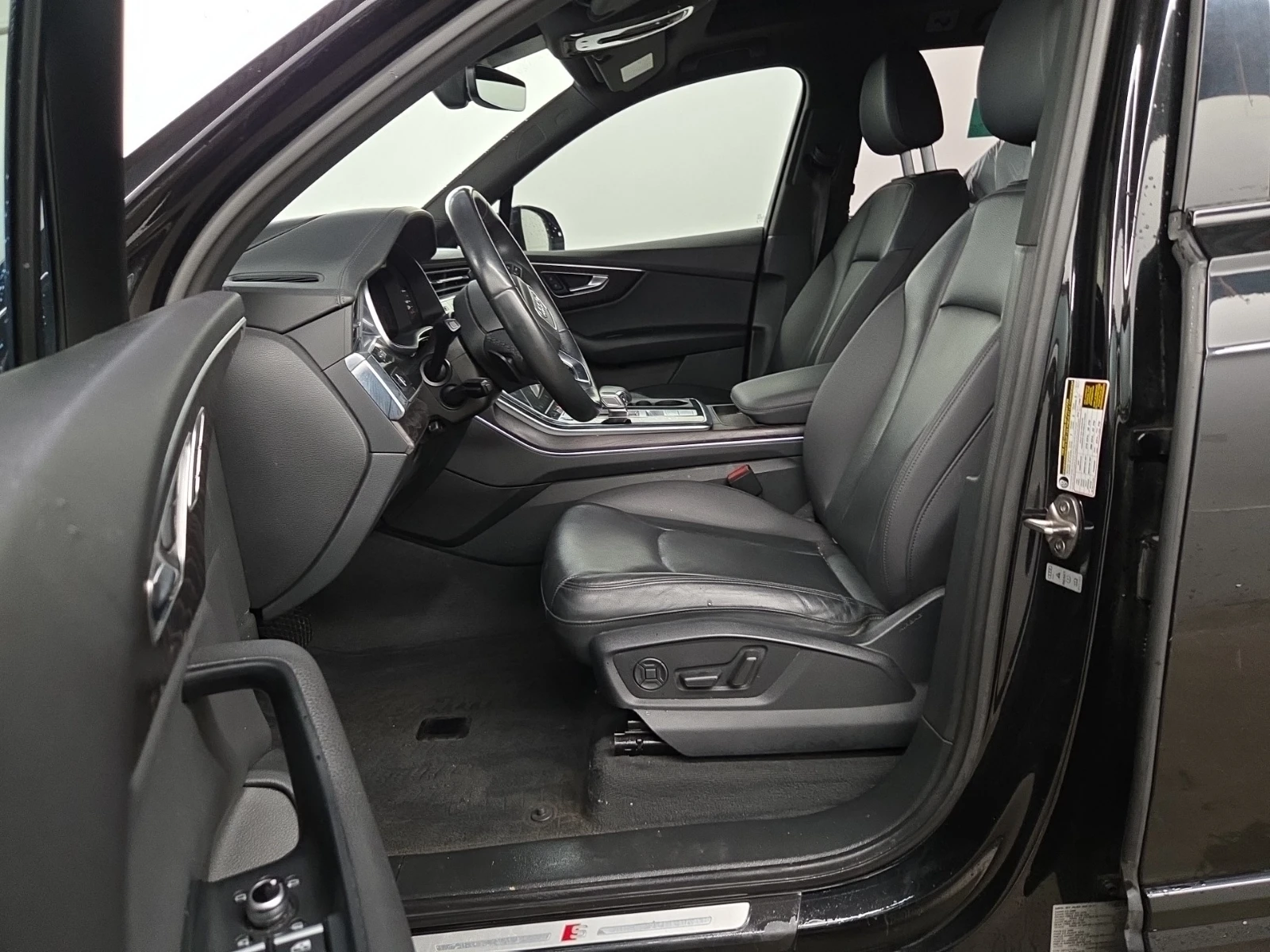 Audi Q7 Technik 55 TFSI quattro, снимка 5 - Автомобили и джипове - 54402703