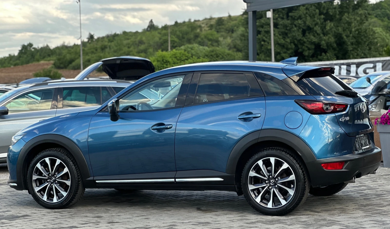 Mazda CX-3 LED* NAVI* KEYLESS* FACE* KAMERA* TOP* , снимка 4 - Автомобили и джипове - 54918169