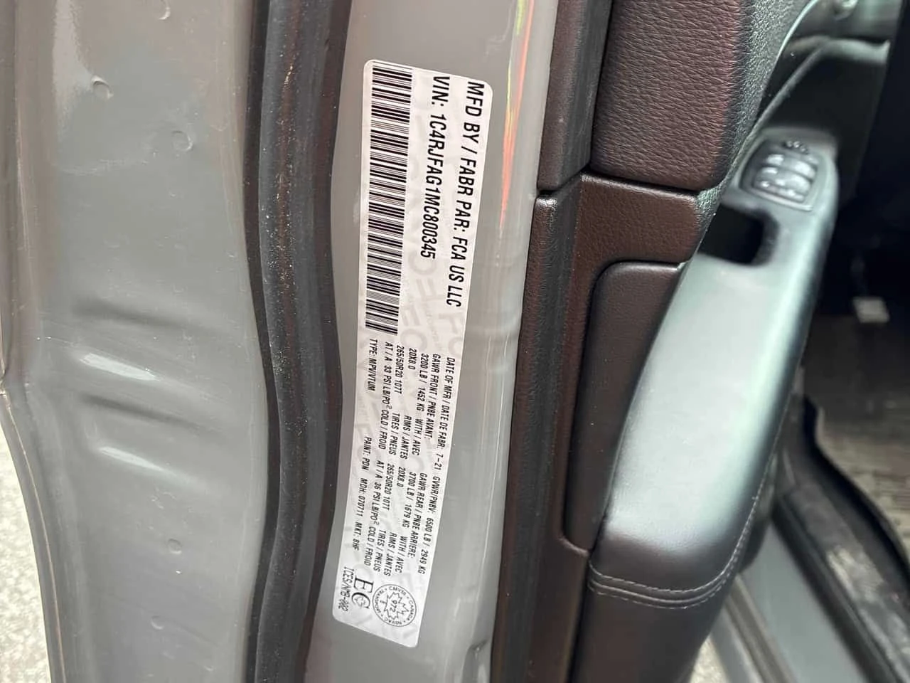 Jeep Grand cherokee | Altitude | DISTRONIC | ПОДГРЕВ | + ГУМИ | , снимка 13 - Автомобили и джипове - 55070887