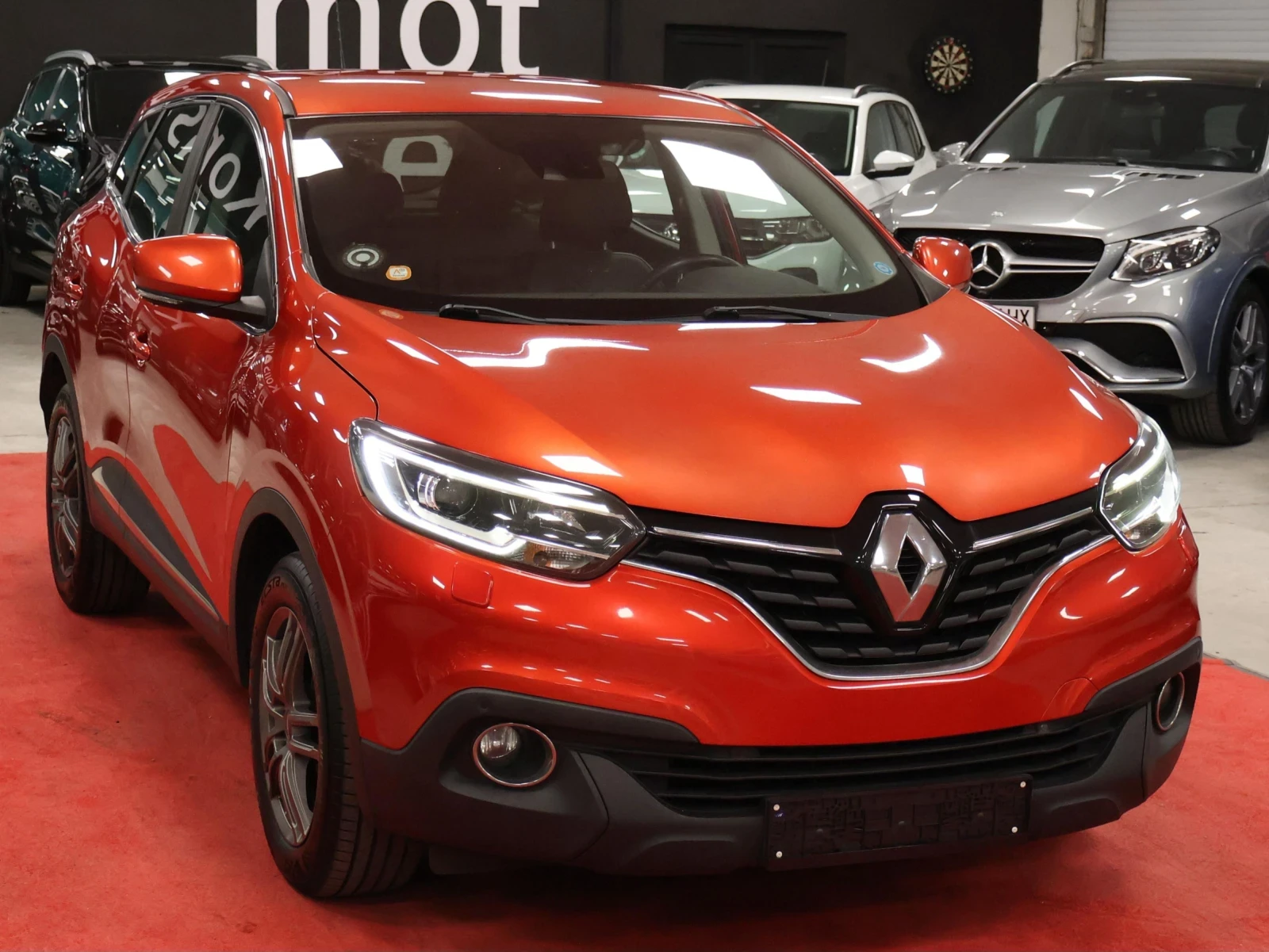 Renault Kadjar 1.5 dCi | Automatic | Energy, снимка 2 - Автомобили и джипове - 55957078
