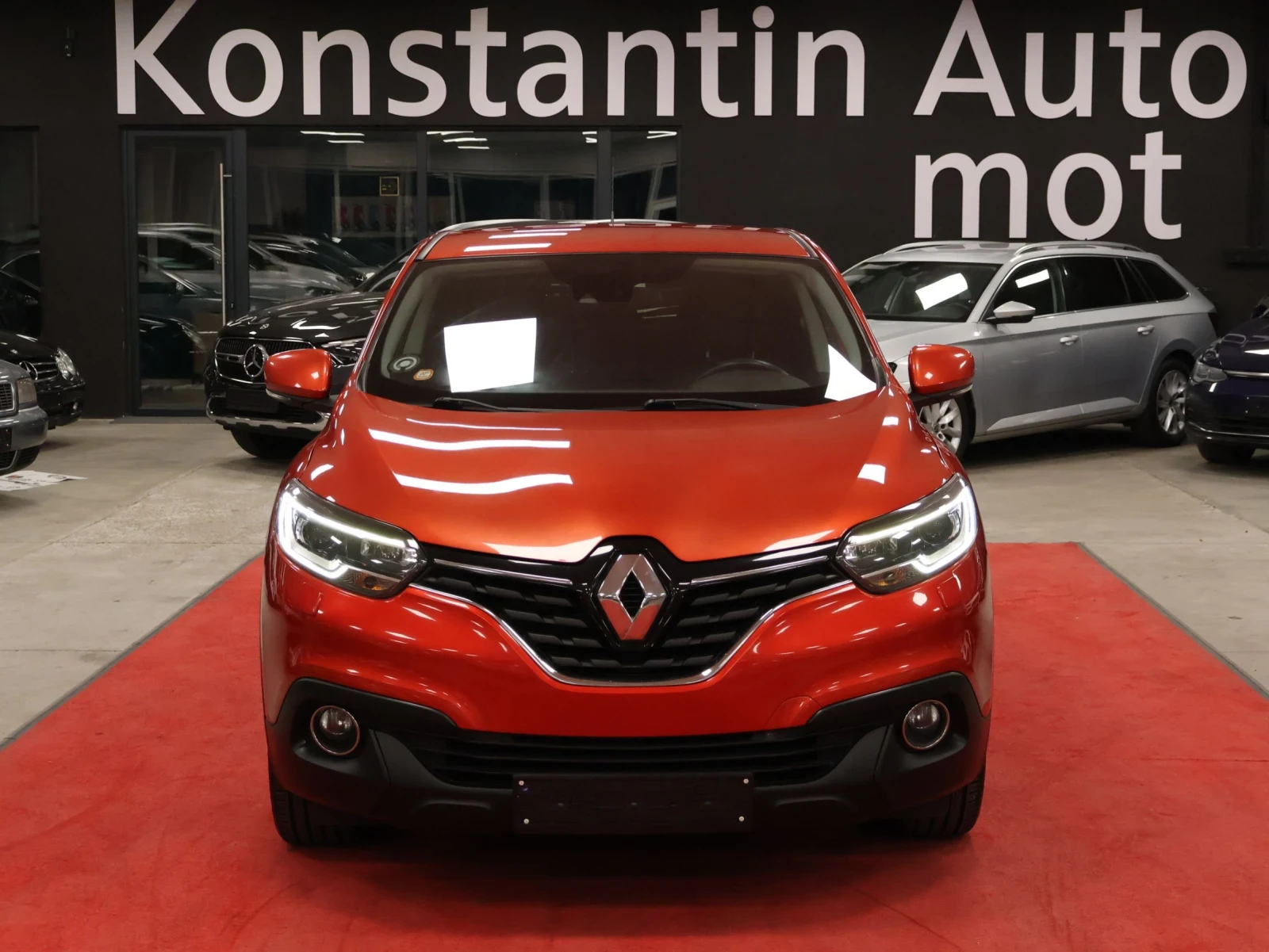 Renault Kadjar 1.5 dCi | Automatic | Energy, снимка 2 - Автомобили и джипове - 55957078