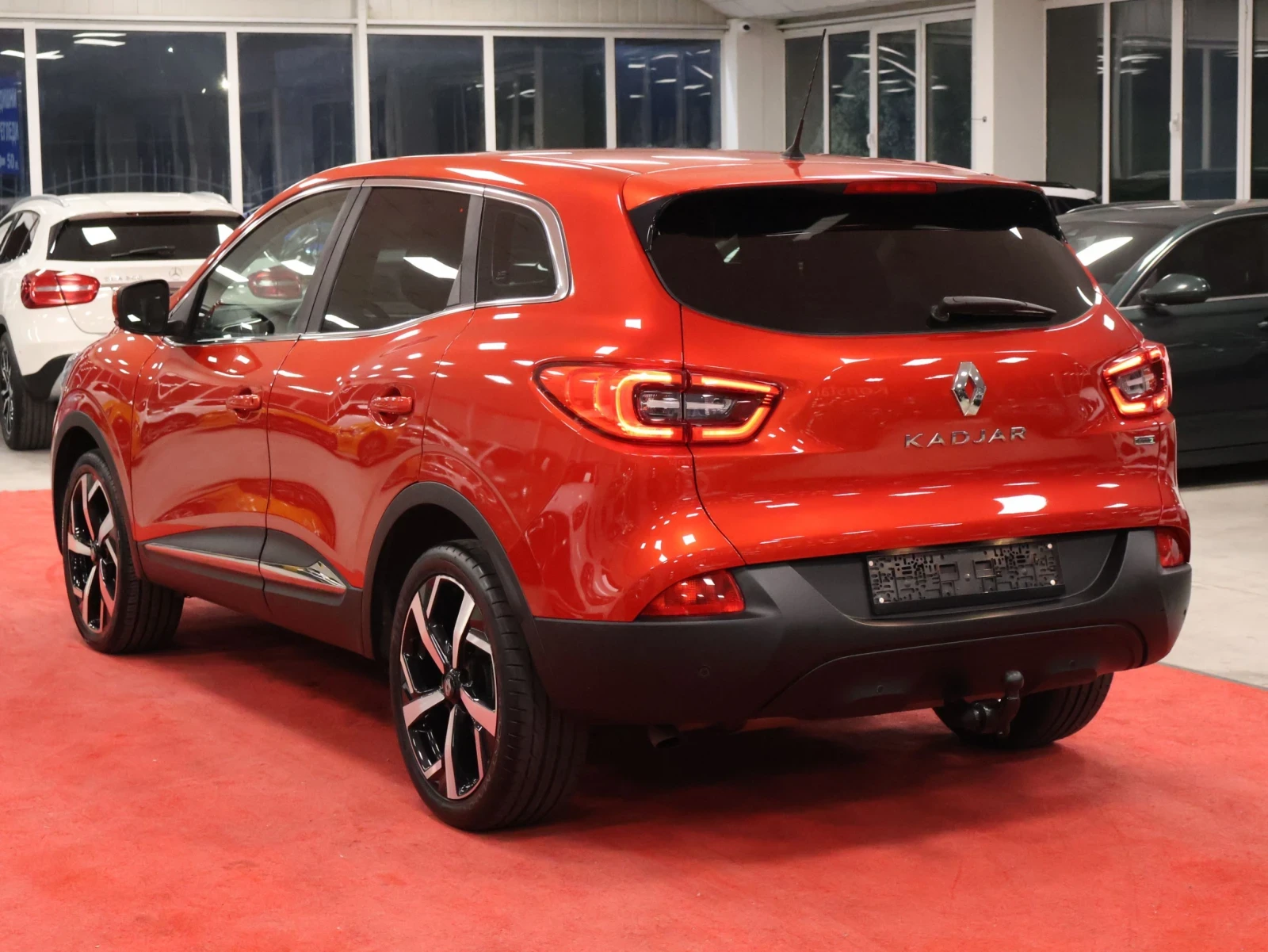Renault Kadjar 1.5 dCi | Automatic | Energy, снимка 5 - Автомобили и джипове - 55957078