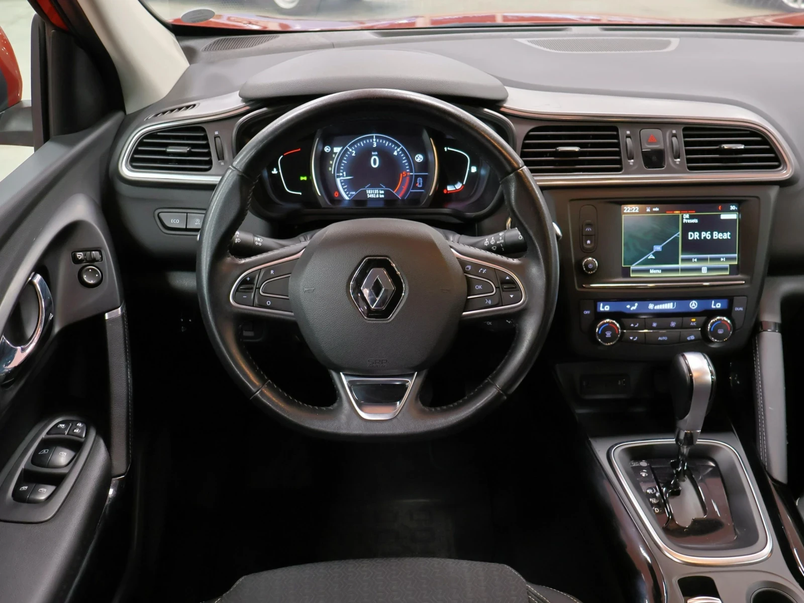 Renault Kadjar 1.5 dCi | Automatic | Energy, снимка 6 - Автомобили и джипове - 55957078