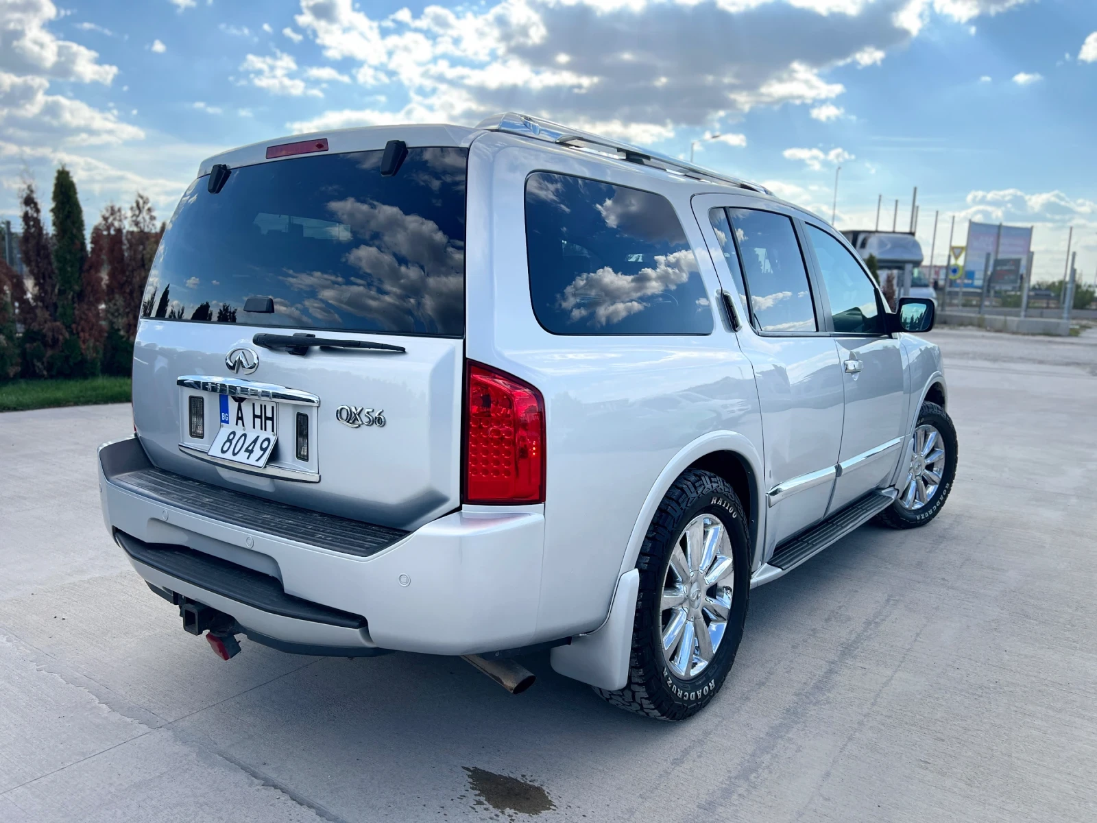 Infiniti QX56 V8 5.6 / FULL, снимка 5 - Автомобили и джипове - 56295151